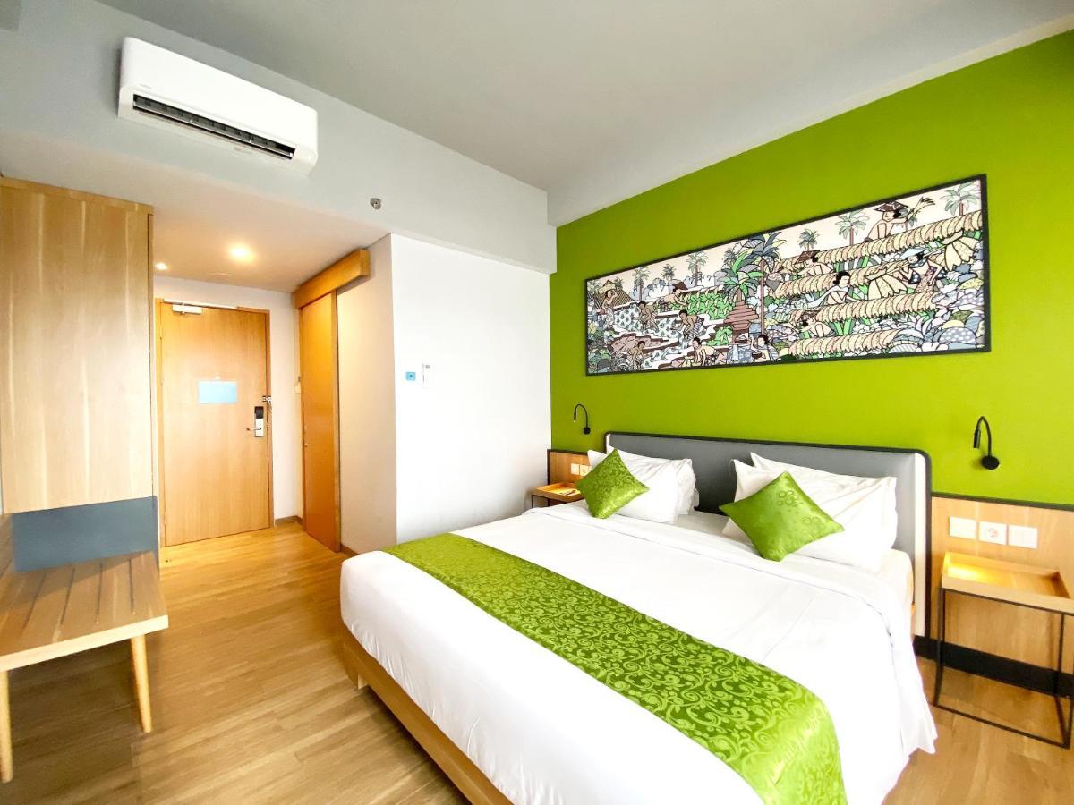Rv Hotel Gianyar ウブド エクステリア 写真